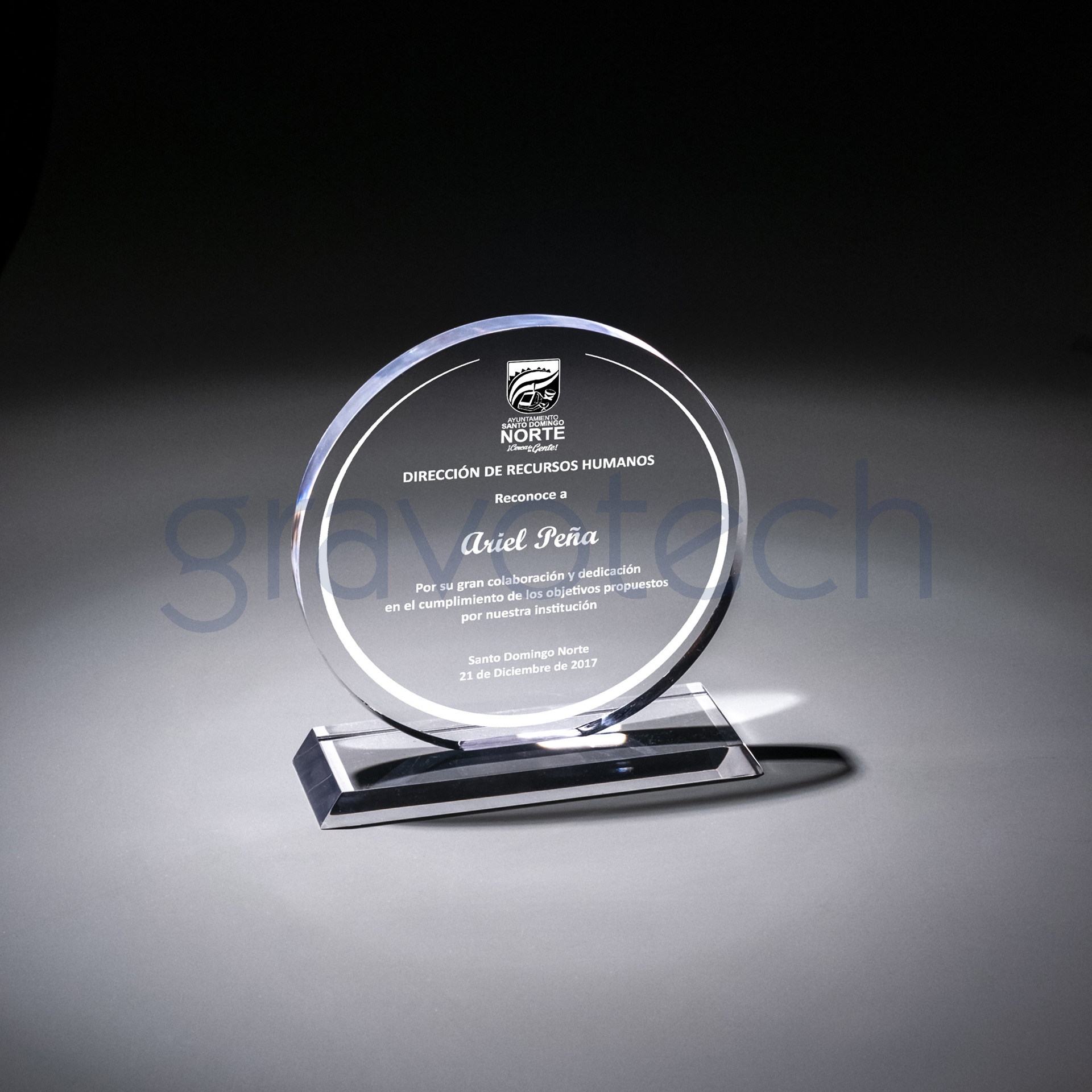 RECONOCIMIENTO EN ACRÍLICO MODELO LUNAR